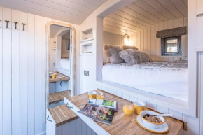 Bo Peep Shepherds Hut Thorpeness Air Manage Suffolk